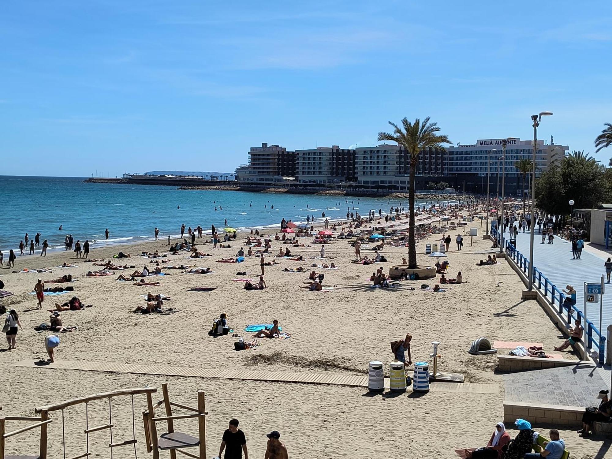 Apartamento Playa Alicante Bagian luar foto