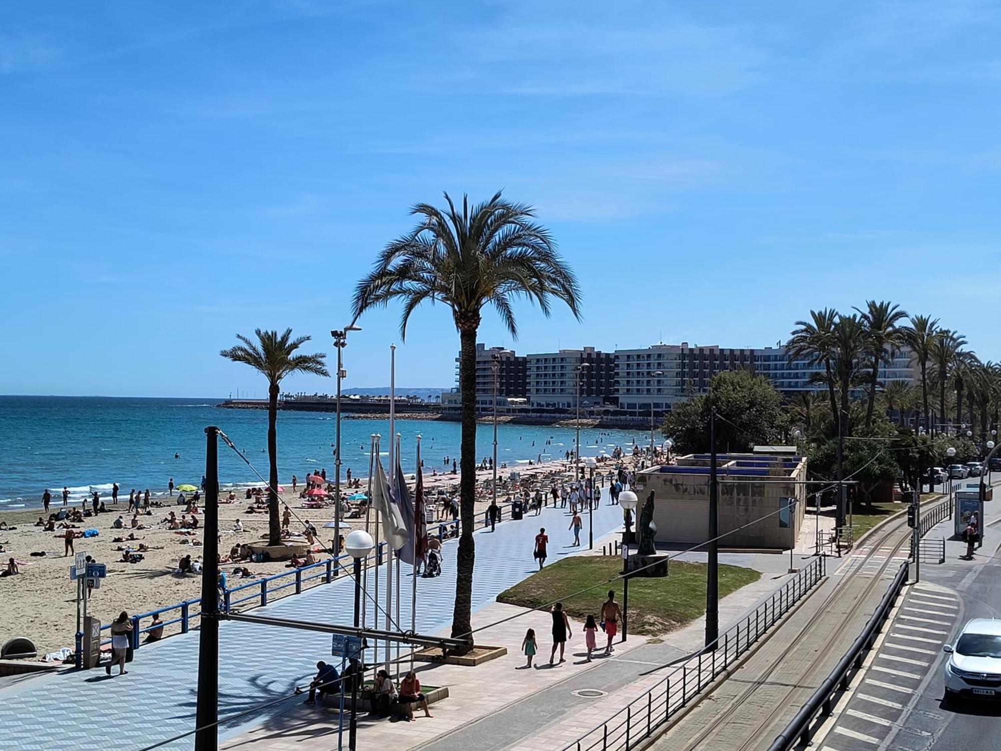 Apartamento Playa Alicante Bagian luar foto