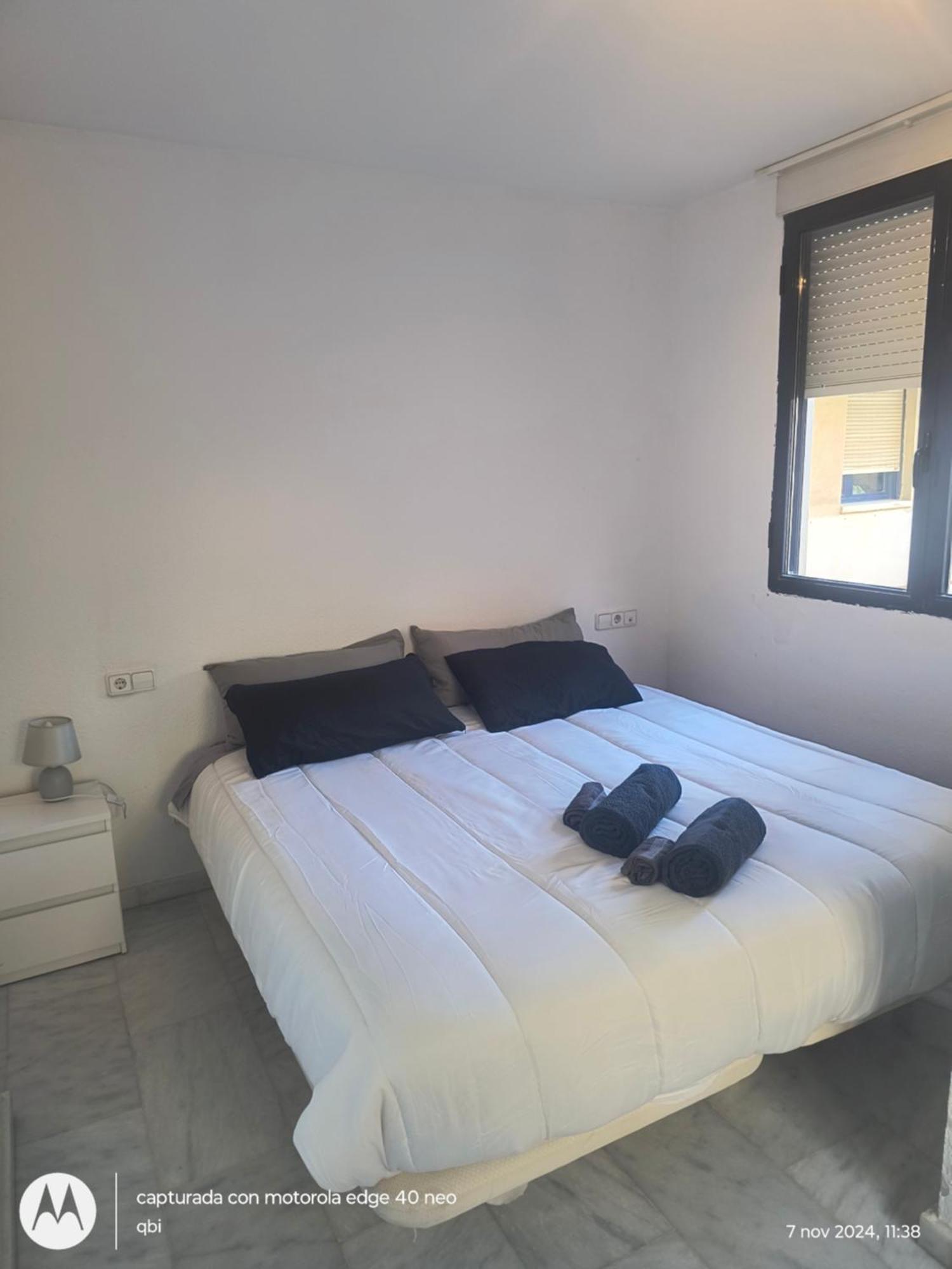Apartamento Playa Alicante Bagian luar foto